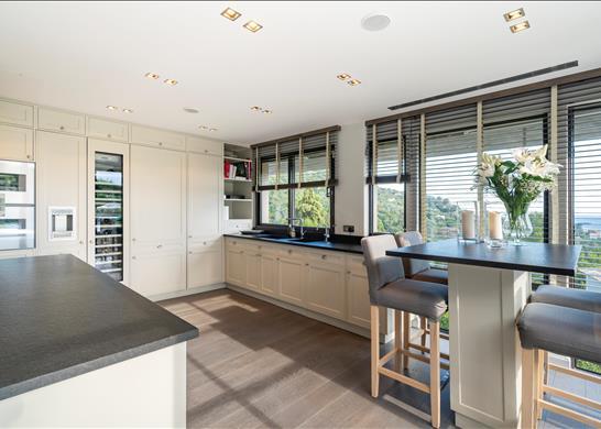 Villa for sale in Cannes