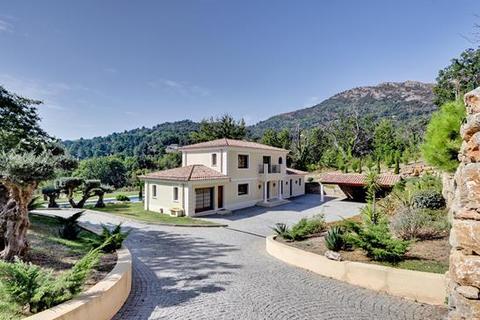 11 bedroom villa, La Garde Freinet, Var, Provence-Alpes-Côte d'Azur