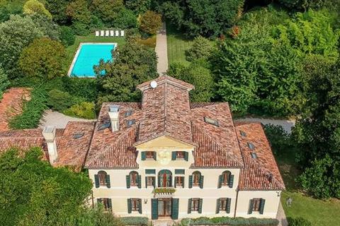 5 bedroom villa, Stra, Venice, Veneto