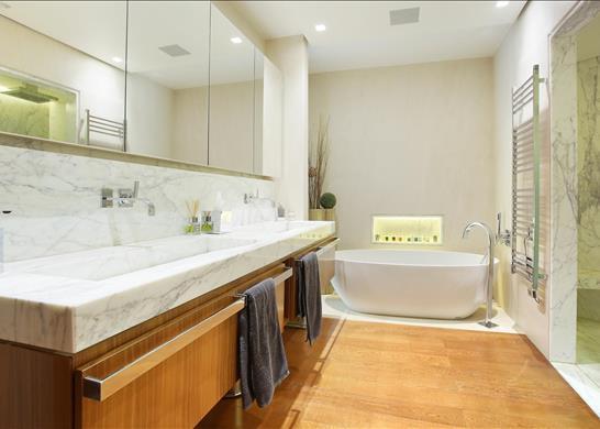 Rare contemporary house for sale in the 16th Arron