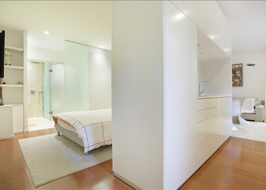 Rare contemporary house for sale in the 16th Arron