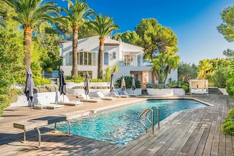 7 bedroom villa, Super Cannes, Alpes Maritimes, Provence Alpes Cote d'Azur, France