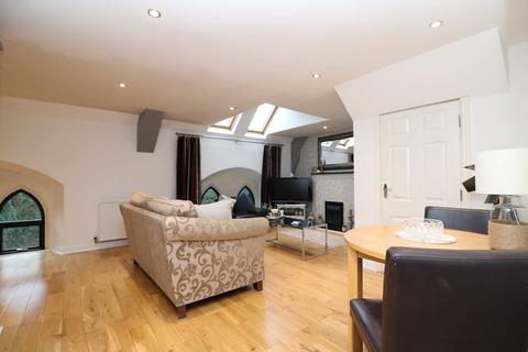 Flat 7, Chapter House Bridge Lane, Frodsham, WA6 7JL