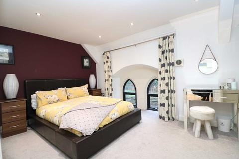 Flat 7, Chapter House Bridge Lane, Frodsham, WA6 7JL