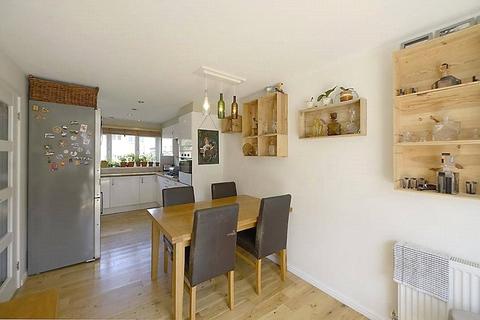 19 Arncliffe, Bracknell, RG12 7SA