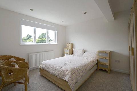 19 Arncliffe, Bracknell, RG12 7SA