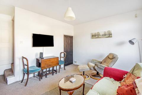 10 Lister Hill, Horsforth, Leeds, LS18 5AZ