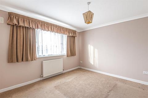 10 Mayfield Drive, Brayton, Selby, YO8 9JZ