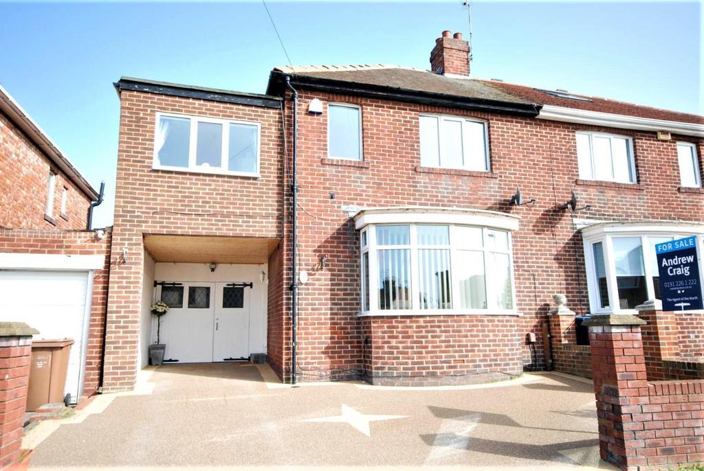 Broadmayne Avenue, High Barnes 3 bed semidetached house £189,950