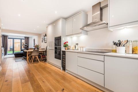4 Bramston Road, London, SW17 0JR
