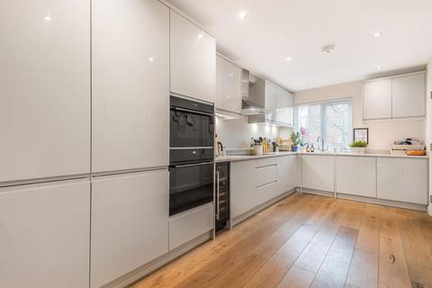 4 Bramston Road, London, SW17 0JR
