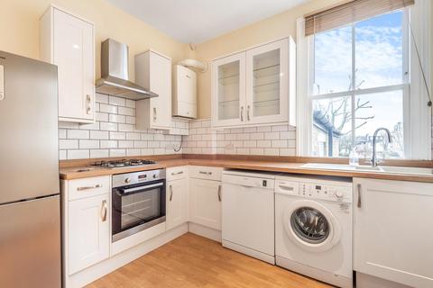 16b Weiss Road, London, SW15 1DH