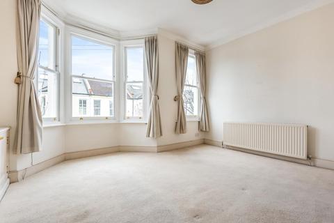 16b Weiss Road, London, SW15 1DH