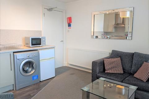2 bedroom flat to rent, Orchard Street, City Centre, Aberdeen, AB24