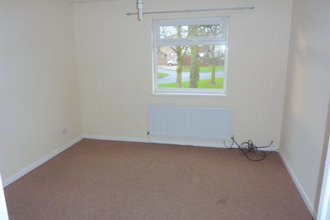 3 bedroom terraced house to rent, Blackton Close, Newton Aycliffe