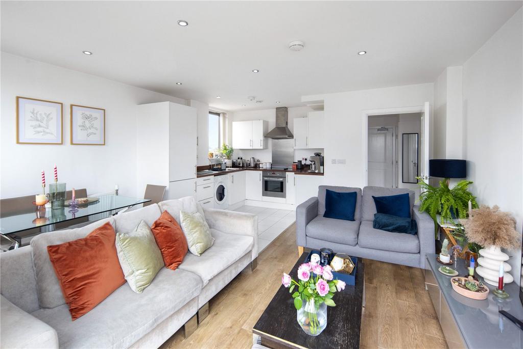 Living Room/Kitchen