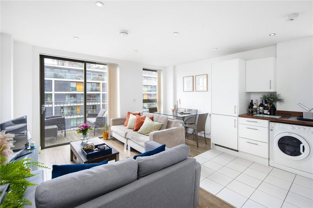 Living Room/Kitchen