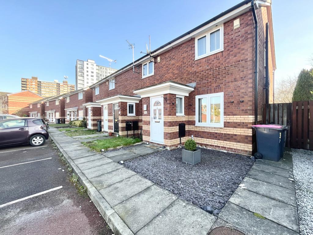 Immaculately Presented Two Bedroom House