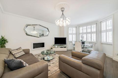 40a Emperors Gate, London, SW7 4HJ