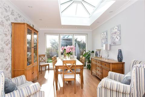 2 Westbury Terrace, Upminster, RM14 3LU