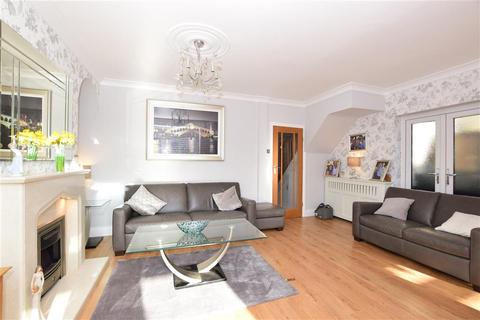 2 Westbury Terrace, Upminster, RM14 3LU