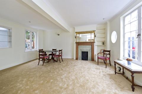 15 Blithfield Street, London, W8 6RH