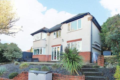 1 Ardnave Crescent, Bassett, Southampton, SO16 7FL