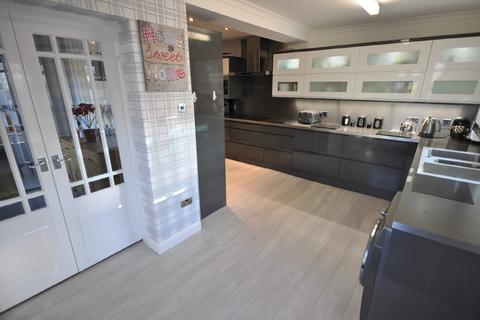 34 Redland Crescent, Thorne, Doncaster, DN8 5JP