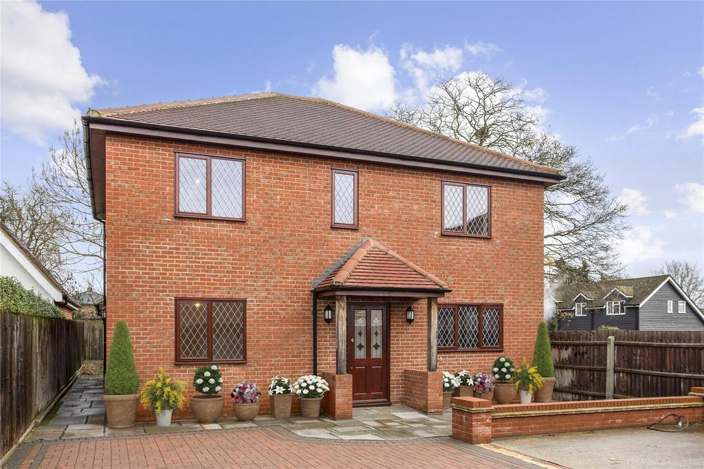 The Forebury, Sawbridgeworth, CM21 4 bed detached house £675,000