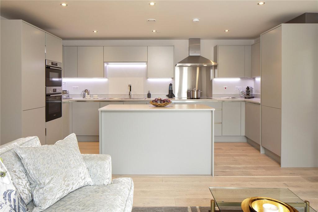Show Apartment
