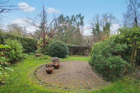 Southover Hall Mews Spring Lane, Burwash, Etchingham, TN19 7JB