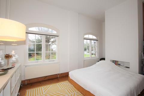 Southover Hall Mews Spring Lane, Burwash, Etchingham, TN19 7JB