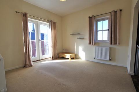 37 Chamberlain Close, Uttoxeter, ST14 8ET
