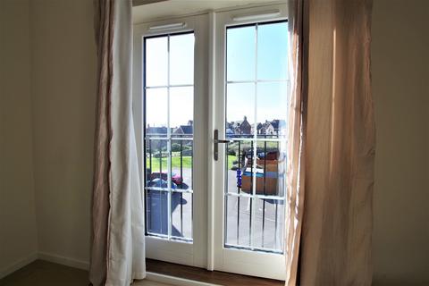 37 Chamberlain Close, Uttoxeter, ST14 8ET