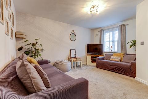 81 Appletree Lane, Redditch, B97 6TS
