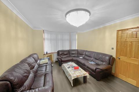 114 Alder Crescent, Luton, LU3 1TH