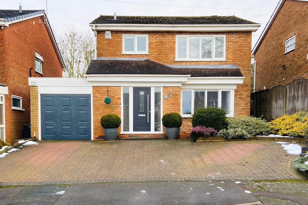 Links View, Halesowen, B62 3 bed detached house £425,000