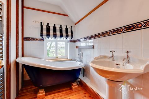 Fairfields, 34 Green Lane, Burnham-on-crouch, CM0 8PT