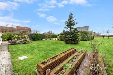 Fairfields, 34 Green Lane, Burnham-on-crouch, CM0 8PT