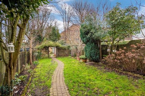 6 Devonshire Road, Bexleyheath, DA6 8DS