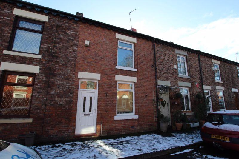 Walker Street, Middleton M24 4QF 2 bed terraced house for sale £130,000