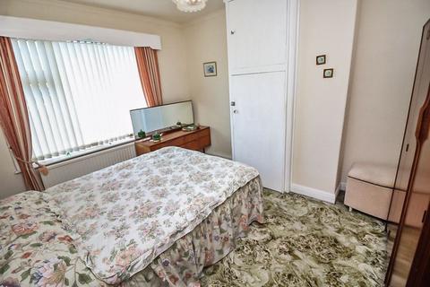 94 Castle Hill Road, Bury, BL9 7RW