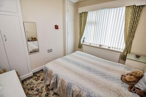 94 Castle Hill Road, Bury, BL9 7RW