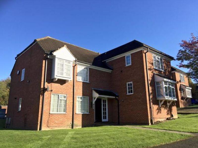 Bowmans Way, Dunstable Studio £625 pcm (£144 pw)