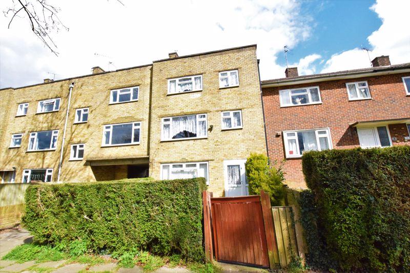Knightsbridge Way, Hemel Hempstead 4 bed terraced house £375,000