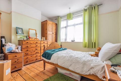 42 Braemar Road, Worcester Park, KT4 8SW