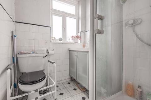 42 Braemar Road, Worcester Park, KT4 8SW