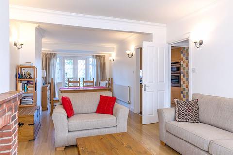 16 Connaught Road, Sutton, SM1 3PQ