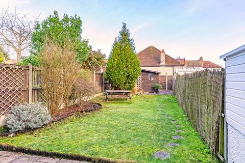 16 Connaught Road, Sutton, SM1 3PQ