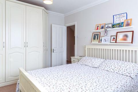 16 Connaught Road, Sutton, SM1 3PQ